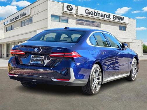 2026 BMW 530 i xDrive