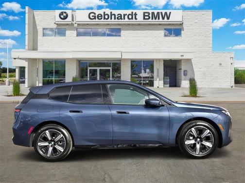 2026 BMW iX xDrive45