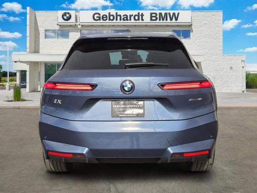 2026 BMW iX xDrive45