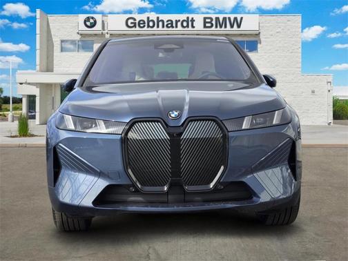 2026 BMW iX xDrive45