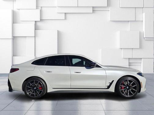Mineral White Metallic 2025 BMW i4 Gran Coupe xDrive40