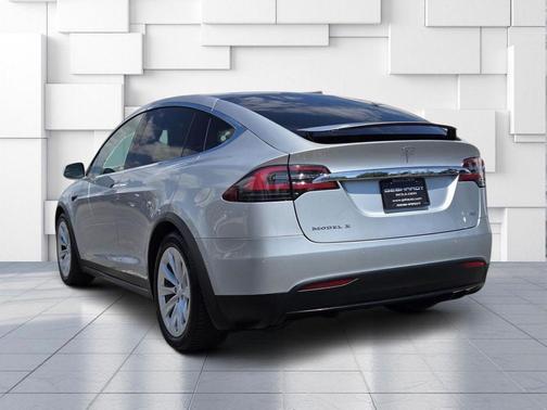 Silver Metallic 2018 Tesla Model X
