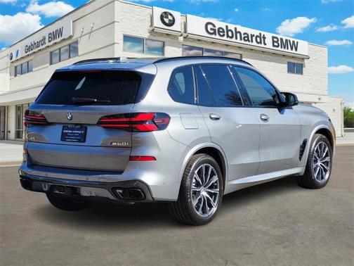 2026 BMW X5 M60i
