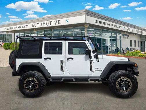 Bright White Clearcoat 2016 Jeep Wrangler Unlimited Sport