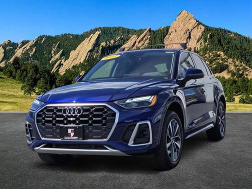 Navarra Blue Metallic 2022 Audi Q5 45 S line quattro Premium