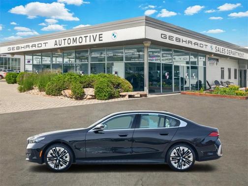 2025 BMW 530 i xDrive