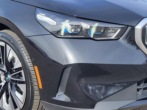 2025 BMW 530 i xDrive