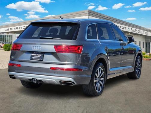 2019 Audi Q7 45 Premium Plus