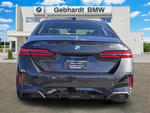 2026 BMW 550e xDrive