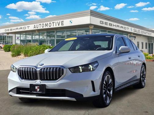 2025 BMW 530 i xDrive