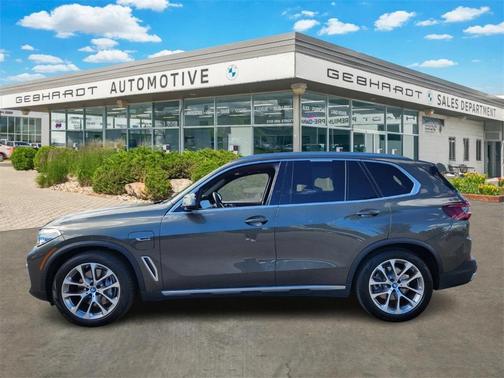 2022 BMW X5 PHEV xDrive45e