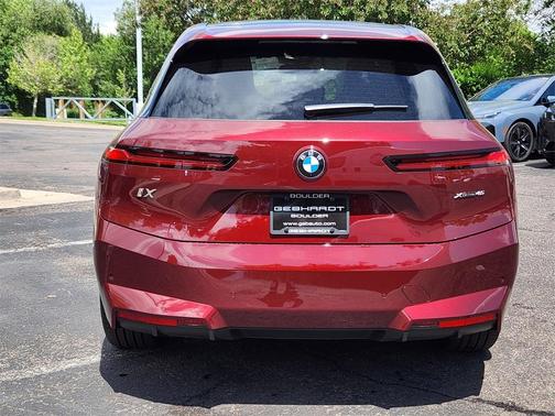 2026 BMW iX xDrive45