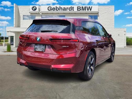 2026 BMW iX xDrive45