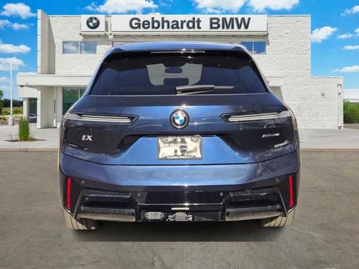 2026 BMW iX xDrive45