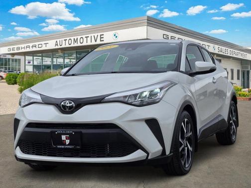 Blizzard Pearl 2021 Toyota C-HR XLE