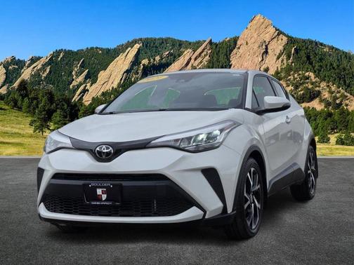 Blizzard Pearl 2021 Toyota C-HR XLE