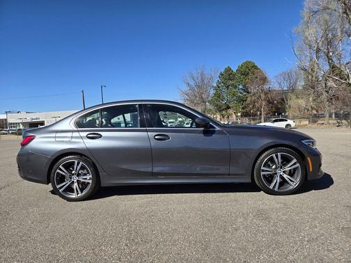 2021 BMW 330 i xDrive