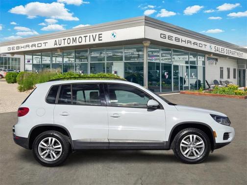 2016 Volkswagen Tiguan S