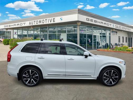 2021 Volvo XC90 Recharge Plug-In Hybrid T8 Inscription Expression 7 Passenger