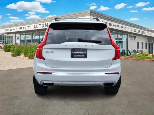 2021 Volvo XC90 Recharge Plug-In Hybrid T8 Inscription Expression 7 Passenger