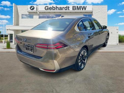 2026 BMW i5 xDrive40