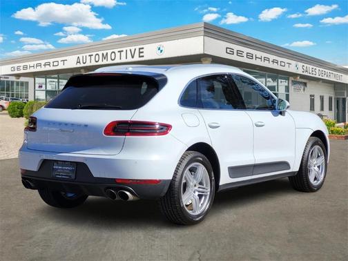 2018 Porsche Macan S