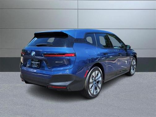 2024 BMW iX xDrive50