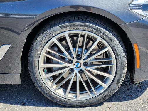 2020 BMW 530e xDrive iPerformance