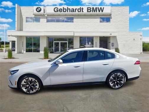 2026 BMW 530 i xDrive