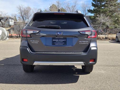 2023 Subaru Outback Touring XT