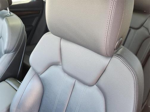 2019 Audi Q5 2.0T Prestige