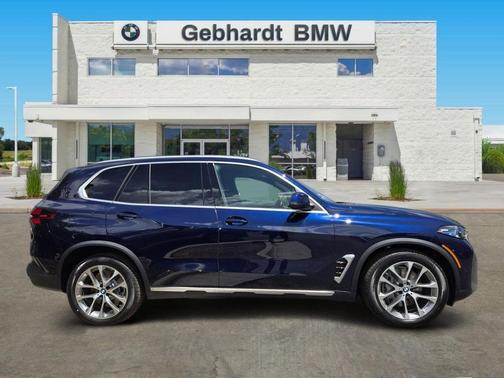 Tanzanite Blue II Metallic 2026 BMW X5 PHEV xDrive50e