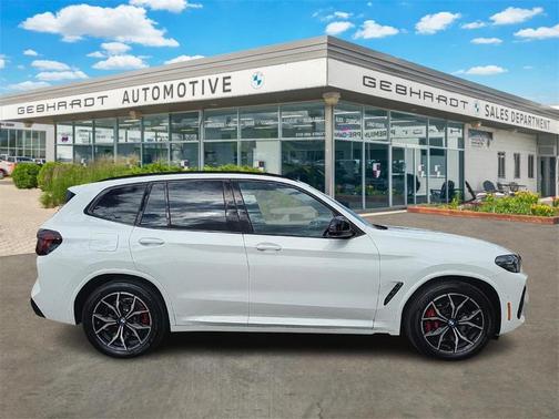 2023 BMW X3 M40i