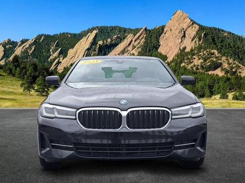 Black Sapphire Metallic 2023 BMW 530e 530e xDrive