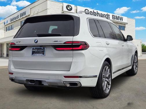 2026 BMW X7 xDrive40i