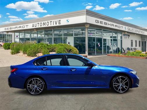 2024 BMW 330 i xDrive