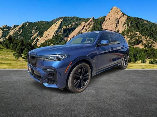 Phytonic Blue Metallic 2022 BMW X7 xDrive40i