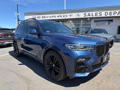 Phytonic Blue Metallic 2022 BMW X7 xDrive40i