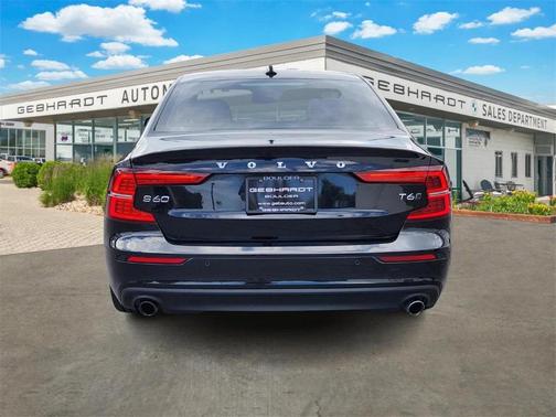 2019 Volvo S60 T6 Momentum