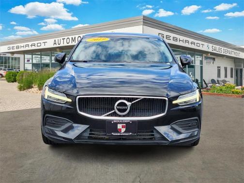 2019 Volvo S60 T6 Momentum