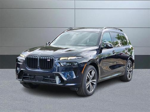 2025 BMW X7 M60i
