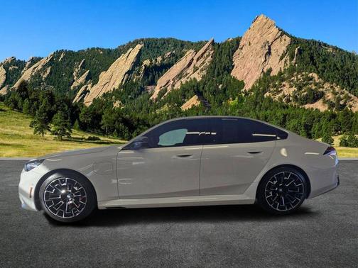 Alpine White 2025 BMW M5 Base