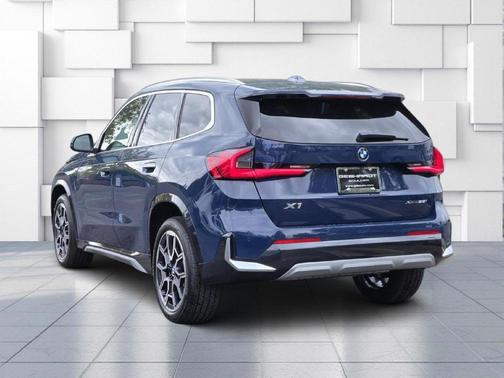 Night 2027 BMW X1 xDrive28i