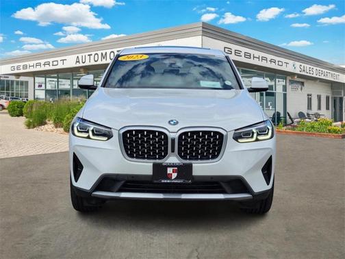 2023 BMW X4 xDrive30i