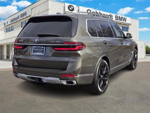 2026 BMW X7 xDrive40i