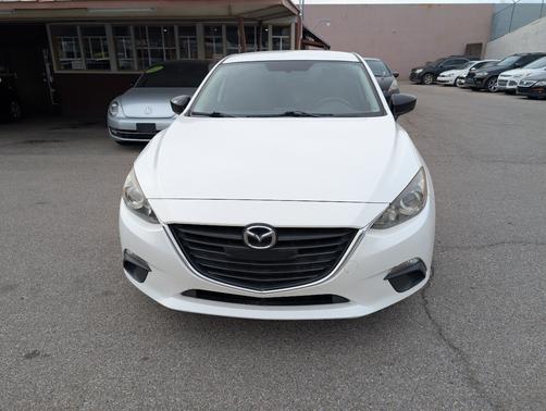 2015 Mazda Mazda3 i SV