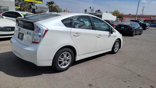 2010 Toyota Prius II