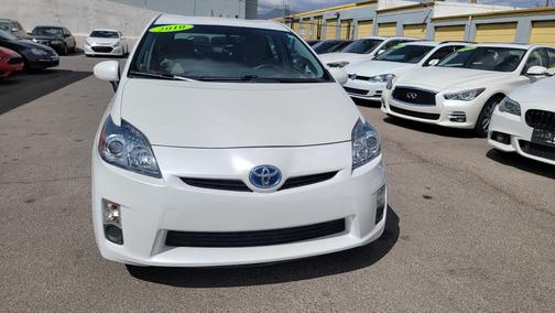 2010 Toyota Prius II