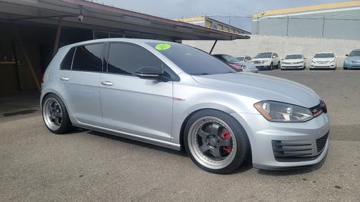 2017 Volkswagen Golf GTI S 4-Door
