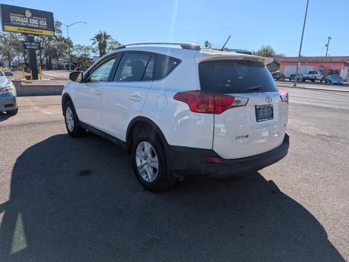 2013 Toyota RAV4 LE